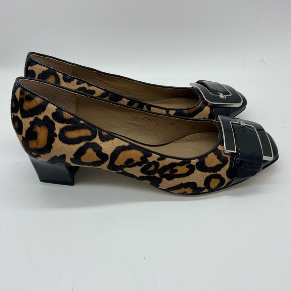 B. Makowsky Faux Leopard Skin Buckle Chunky Heel 8 - Picture 5 of 8